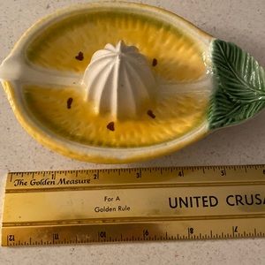 Pier 1 lemon reamer juicer yellow and green
